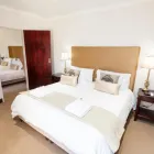 Maatskappy 3 beeld ACACIA LODGE Guest Houses in Bloemfontein FS