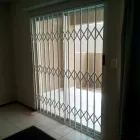 Maatskappy 4 beeld BLAIGECON HANDYMAN SERVICES Safety Gate in Boksburg GP