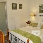 Maatskappy 3 beeld CRANE'S NEST GUEST HOUSE AT 212 Zoo in Pretoria GP