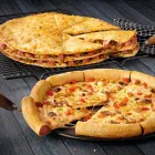 Maatskappy 2 beeld DEBONAIRS PIZZA Weekday special in Claremont WC