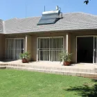 Maatskappy 24 beeld FIN AND FEATHER GUESTHOUSE Wireless Internet in Boksburg GP