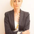 Maatskappy 2 beeld INGRID TAKIS PHYSIOTHERAPY Treatment in Sandton GP