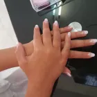 Maatskappy 27 beeld SASSY NAILS, HAIR & BEAUTY SALON Sunbeds in Roodepoort GP