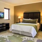 Maatskappy 19 beeld TIMES SQUARE EXECUTIVE SUITES Showers in Johannesburg GP