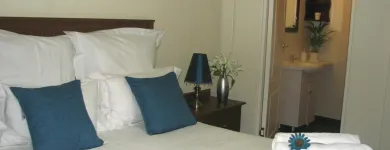 Maatskappy 6 beeld BUTTERSCOTCH B&B Wifi in Durban KZN