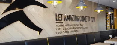 Maatskappy 5 beeld DEBONAIRS PIZZA Weekday special in Claremont WC