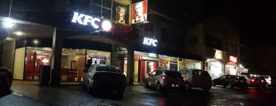 Maatskappy 6 beeld KFC DURBAN NORTH 2 Fried Chicken Restaurant in Durban KZN