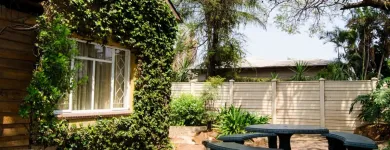 Maatskappy 3 beeld TRAVELLERS'S INN Self Catering in Rustenburg NW