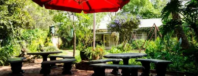 Maatskappy 5 beeld TRAVELLERS'S INN Self Catering in Rustenburg NW