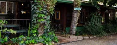 Maatskappy 13 beeld TRAVELLERS'S INN Self Catering in Rustenburg NW
