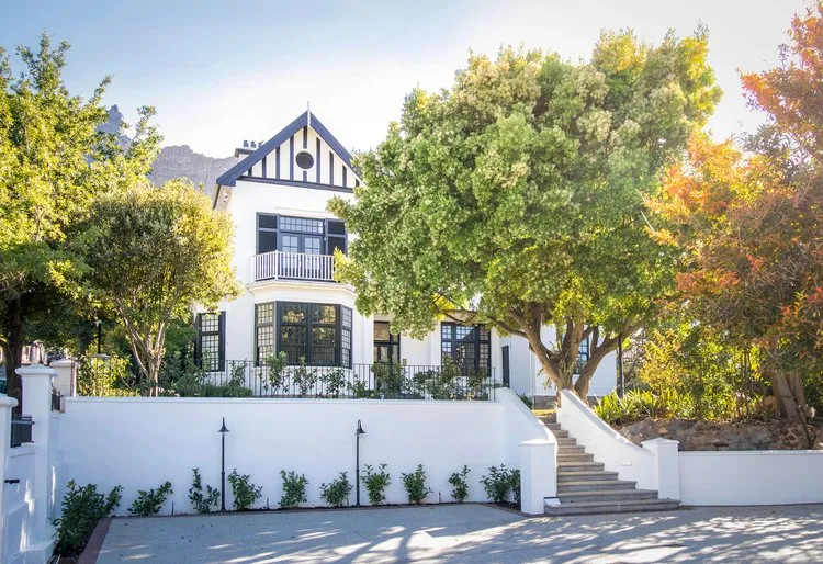 Business 1 image ONE KENSINGTON BOUTIQUE HOTEL