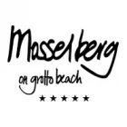 MOSSELBERG ON GROTTO BEACH